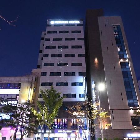 Hermes Hotel Busan Bagian luar foto