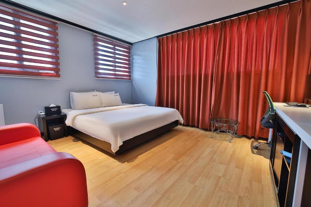 Hermes Hotel Busan Bagian luar foto